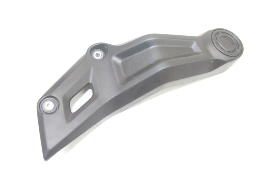 photo de TAPA BASTIDOR IZQUIERDA YAMAHA TRACER 7 700 (2020 - 2024) - Detalle de la pieza