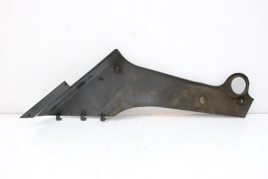 photo de TAPA CHASIS LATERAL IZQUIERDO KEEWAY TX 50 (2008 - 2015) - Primer plano técnico