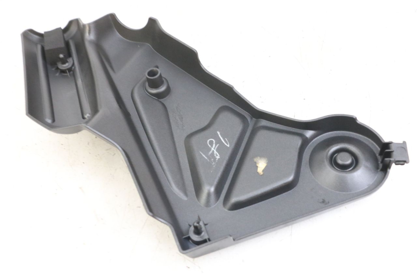 photo de CARENADO CHASIS LATERAL IZQUIERDO KAWASAKI VERSYS ABS 650 (2015 - 2018) - Zoom estado de uso