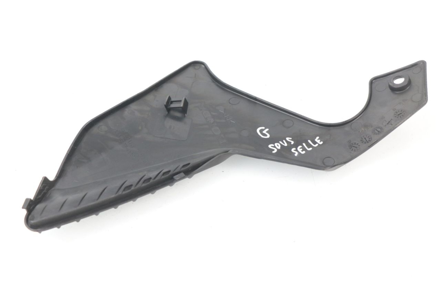 photo de TAPA BASTIDOR IZQUIERDA HONDA VFR F 1200 (2010 - 2015) - Detalle de la pieza