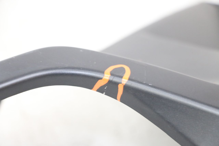 photo de CUBIERTA CHASIS LATERAL IZQUIERDO YAMAHA XMAX X-MAX ABS 125 (2017 - 2020) - Características distintivas