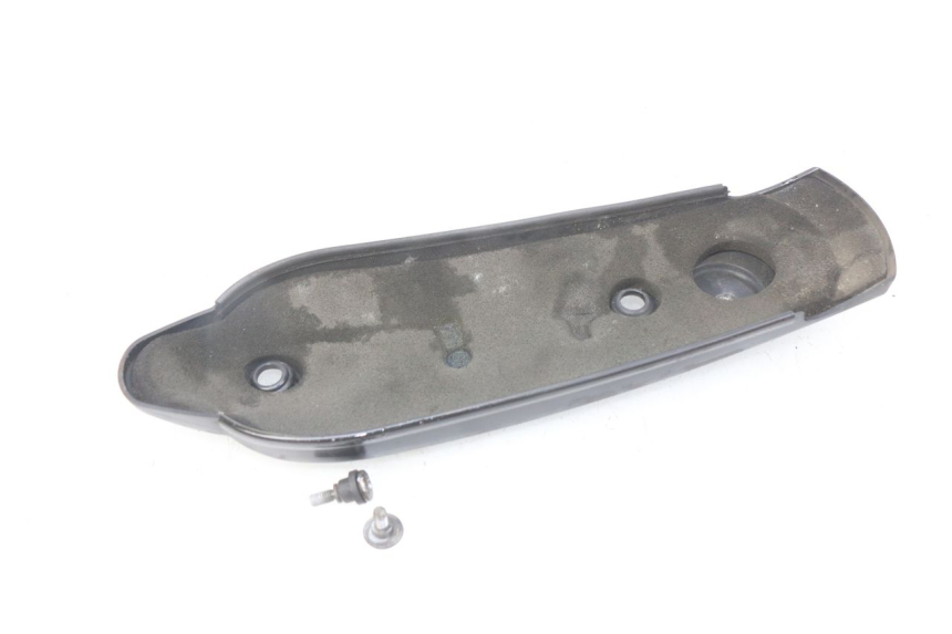 photo de TAPA BASTIDOR IZQUIERDA YAMAHA XP T-MAX TMAX 500 (2004 - 2007) - Primer plano técnico
