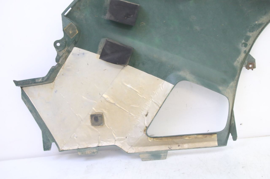photo de TAPA BASTIDOR IZQUIERDA YAMAHA YFM GRIZZLY 550 (2008 - 2015) - Detalles de los puntos de fijación