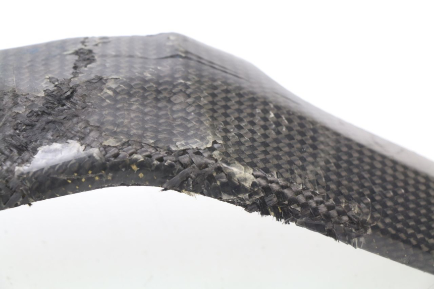 photo de TAPA BASTIDOR SUZUKI GSX-R GSXR 600 (2008 - 2010) - Detalles de los puntos de fijación