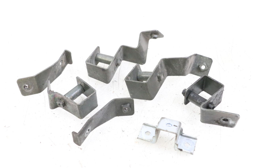 photo de TAPA BASTIDOR HYOSUNG GTR 125 (2006 - 2008) - Otra perspectiva