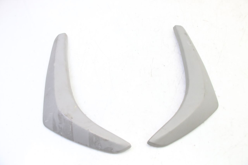 photo de TAPA BASTIDOR PIAGGIO LIBERTY 4T 50 (2009 - 2015) - Zoom estado de uso