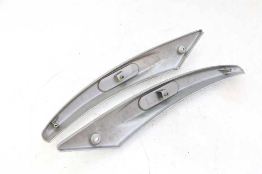 photo de TAPA BASTIDOR PIAGGIO LIBERTY 125 (1998 - 2008) - Vista general del producto