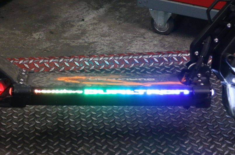 photo de TAPA BASTIDOR DUALTRON MINI SPECIAL 1 - Primer plano técnico