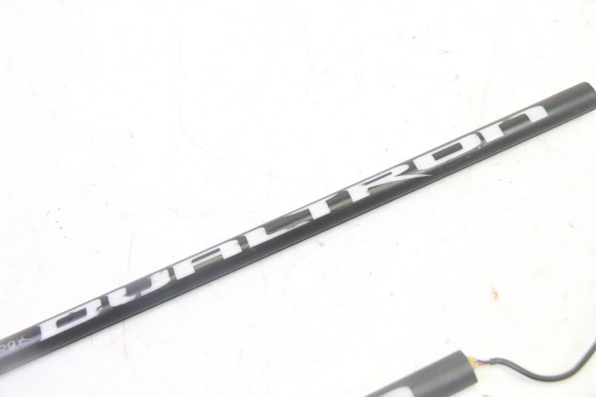 photo de TAPA BASTIDOR DUALTRON MINI SPECIAL 1 - Detalles de los puntos de fijación