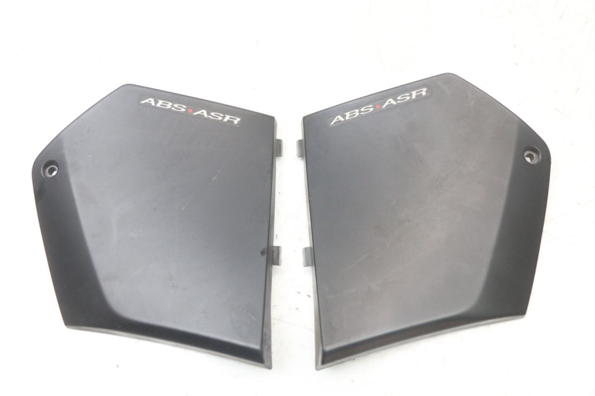 photo de TAPA BASTIDOR PIAGGIO MP3 HPE 350 (2018 - 2020) - Vista principal