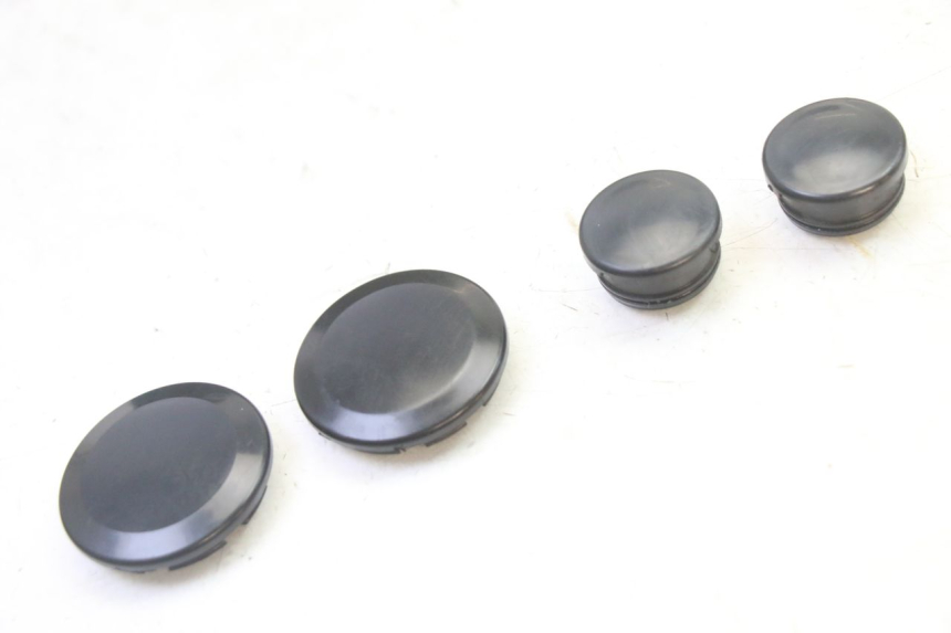 photo de TAPA BASTIDOR HONDA NTV DEAUVILLE 650 (2001 - 2006) - Detalle de la pieza