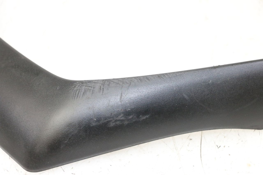 photo de TAPA BASTIDOR PIAGGIO BEVERLY 125 (1998 - 2005) - Otra perspectiva