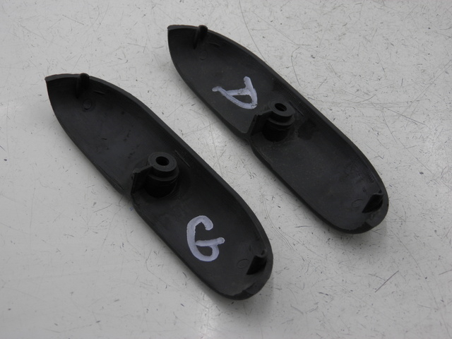 photo de TAPA BASTIDOR PIAGGIO SUPER LX 125 (2000 - 2003) - Detalle de la pieza