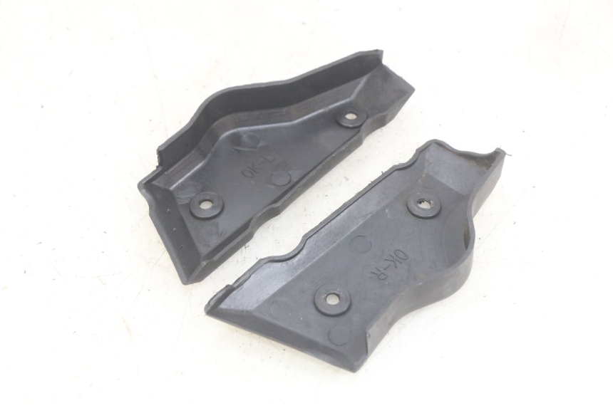 photo de CUBIERTA CHASIS LATERAL YAMASAKI ROADSTER 50 (2013 - 2018) - Detalle de la pieza