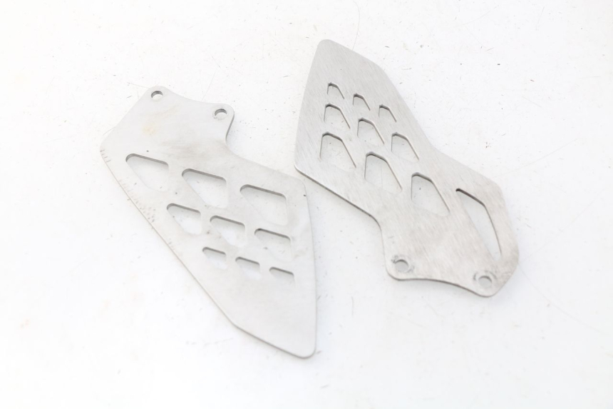 photo de TAPA BASTIDOR BMW S RR ABS S1000RR 1000 (2009 - 2011) - Zoom estado de uso