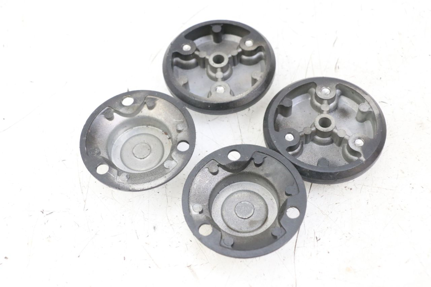 photo de CUBIERTA CHASIS LATERAL TRIUMPH SPEED TRIPLE T301 900 (1994 - 1996) - Detalle de la pieza