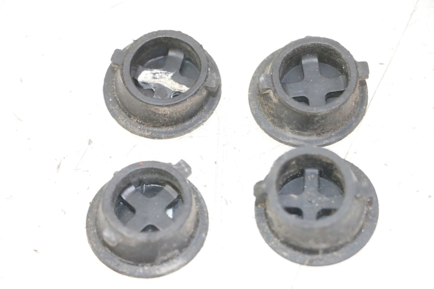 photo de TAPA BASTIDOR SYM FIDDLE 3 III 50 (2014 - 2020) - Detalle de la pieza