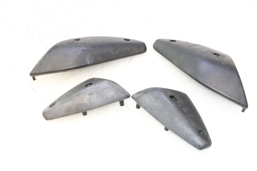 photo de TAPA BASTIDOR PEUGEOT TREKKER 50 (1995 - 2004) - Primer plano técnico