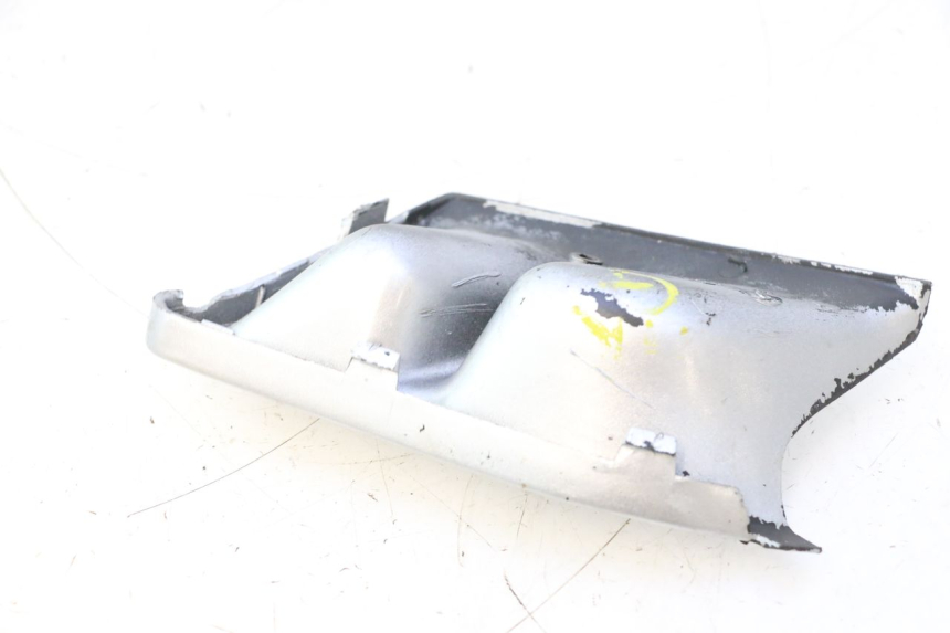 photo de TAPA BASTIDOR PIAGGIO TYPHOON 50 (1993 - 1999) - Estado de la superficie y material