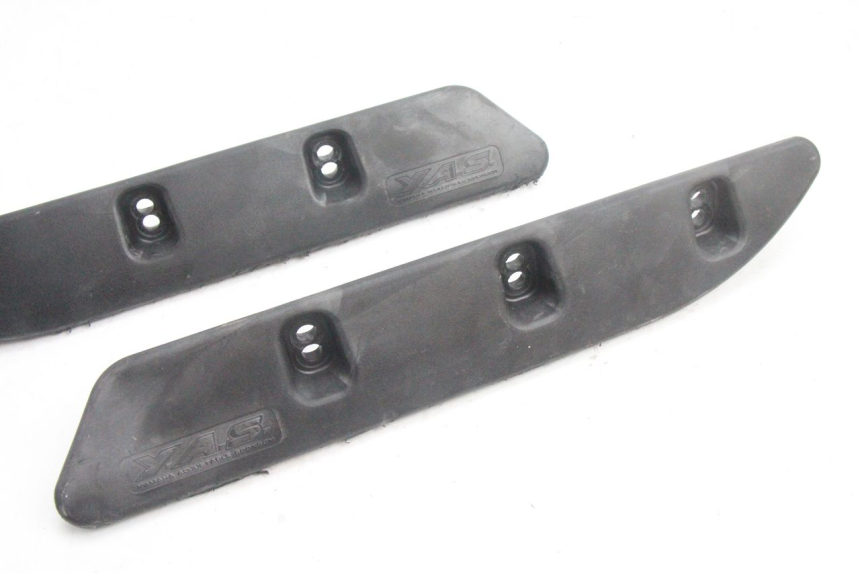 photo de TAPA BASTIDOR YAMAHA WAVE RUNNER GP R 1200 (2000 - 2003) - Zoom estado de uso