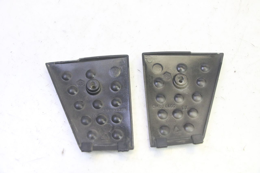 photo de TAPA BASTIDOR PIAGGIO XEVO - X EVO 125 (2007 - 2017) - Zoom estado de uso