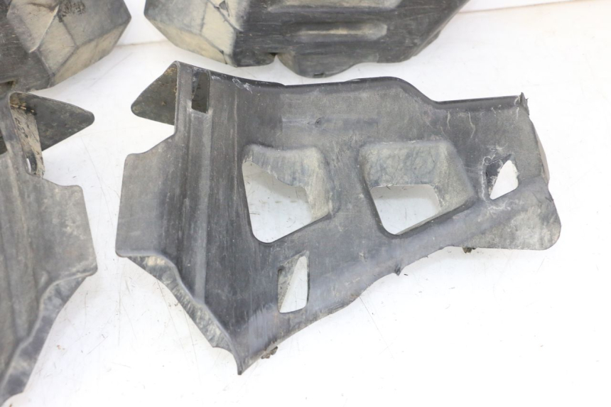 photo de TAPA BASTIDOR YAMAHA YFM GRIZZLY 550 (2008 - 2015) - Características distintivas