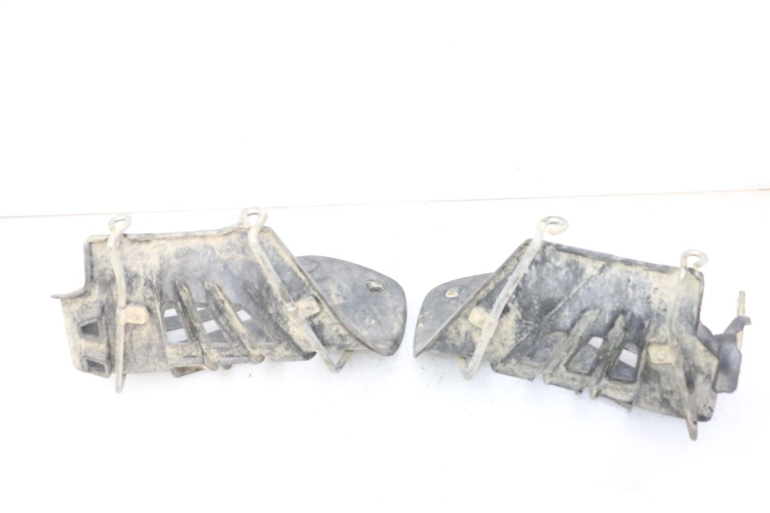 photo de TAPA BASTIDOR YAMAHA YFM R RAPTOR 250 (2008 - 2014) - Detalles de los puntos de fijación