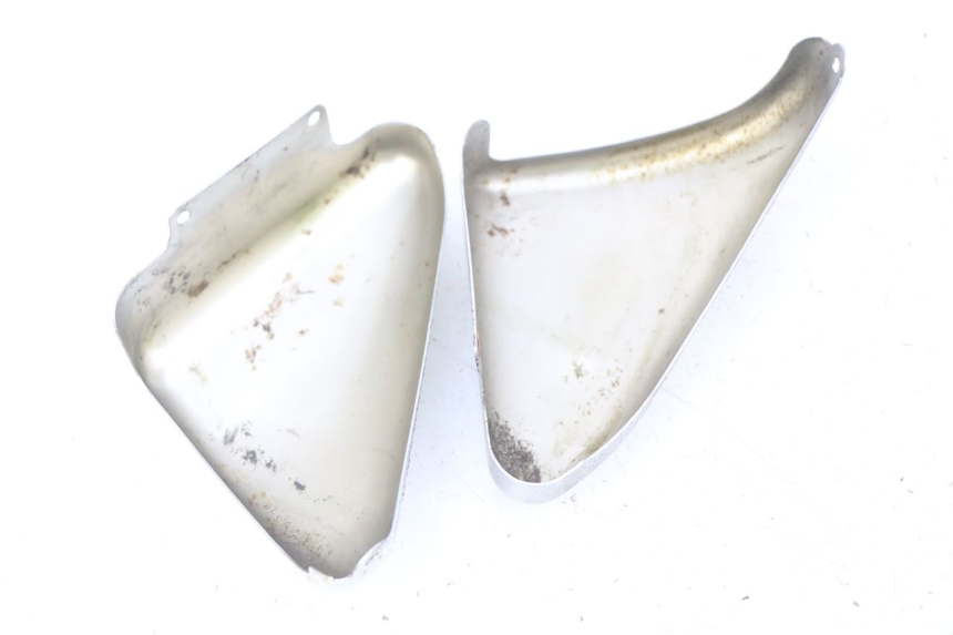 photo de CUBIERTA CHASIS LATERAL KAWASAKI ZEPHYR 1100 ( - 1995) - Zoom estado de uso