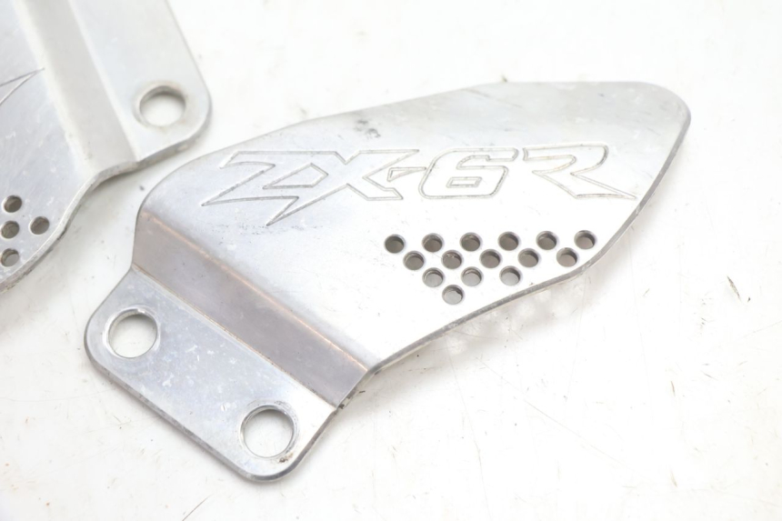 photo de CUBIERTA LATERAL DEL CHASIS KAWASAKI ZX-6R ZX6R 600 (2000 - 2002) - Otra perspectiva