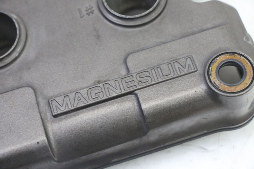 photo de TAPA CULATA HONDA CBR RR FIREBLADE 900 (1992 - 1994) - Primer plano técnico