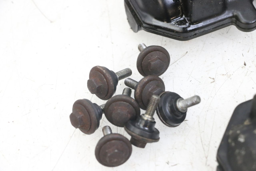 photo de TAPA DE VáLVULAS YAMAHA FJ 3CX 1200 (1986 - 1996) - Características distintivas