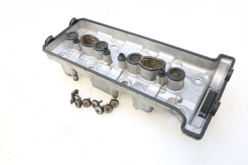photo de TAPA CULATA YAMAHA FJR 1300 (2001 - 2005) - Estado de la superficie y material