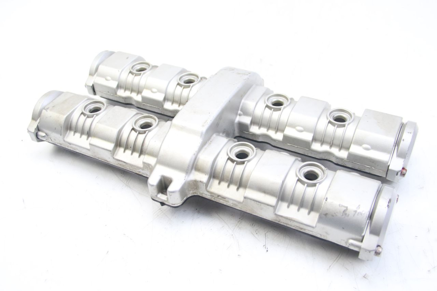 photo de TAPA DE VáLVULAS YAMAHA FZS FAZER 600 (2001 - 2003) - Estado de la superficie y material