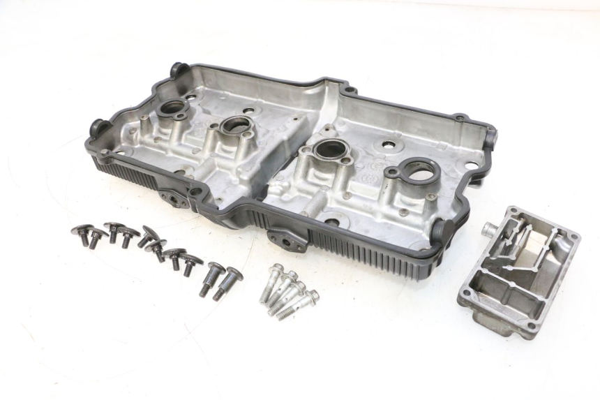 photo de TAPA CULATA SUZUKI GSF N BANDIT 1200 (2001 - 2005) - Estado de la superficie y material