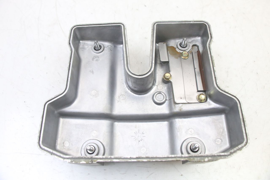 photo de TAPA CULATA KYMCO XCITING 500 (2007 - 2010) - Primer plano técnico