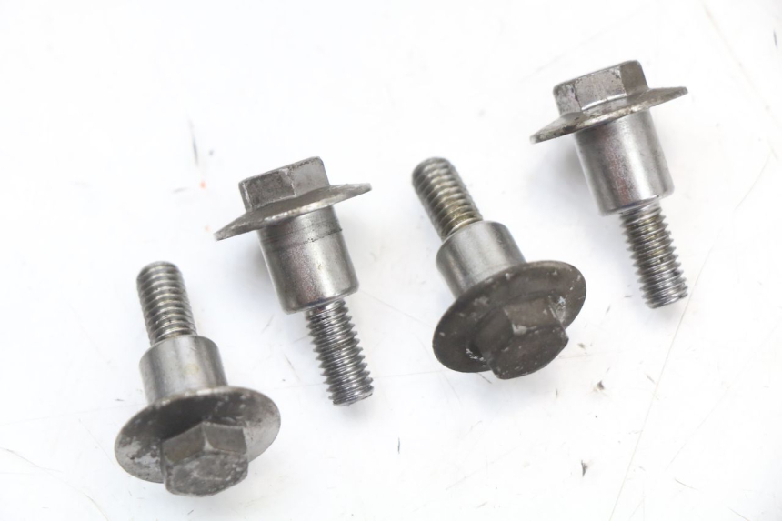 photo de TAPA CULATA KAWASAKI NINJA 400 (2018 - 2023) - Detalles de los puntos de fijación