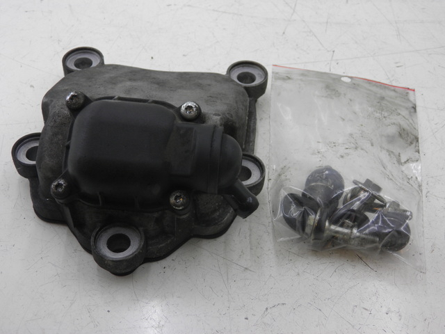 photo de TAPA CULATA PIAGGIO XEVO - X EVO 125 (2010 - 2015) - Otra perspectiva