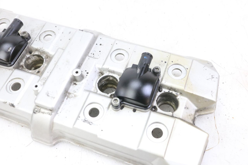 photo de TAPA CULATA SUZUKI GSX F GSXF 650 (2007 - 2015) - Primer plano técnico