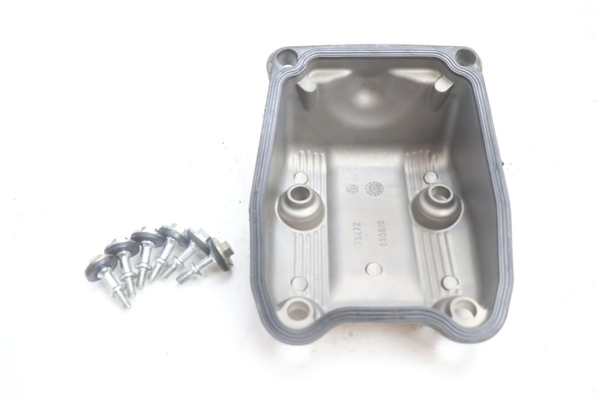 photo de TAPA CULATA BOOM TRIKE FUN 500 (2004 - 2010) - Primer plano técnico
