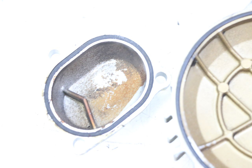 photo de TAPA DE VáLVULAS YAMAHA SR 125 (1982 - 2003) - Primer plano técnico