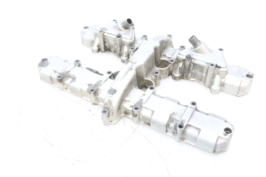 photo de TAPA CULATA KAWASAKI ZR7 ZR-7 S 750 (1999 - 2004) - Primer plano técnico