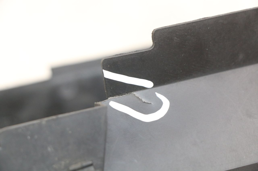 photo de TAPA DE CILINDRO KYMCO AGILITY 16+ 4T 50 (2018 - 2023) - Zoom estado de uso