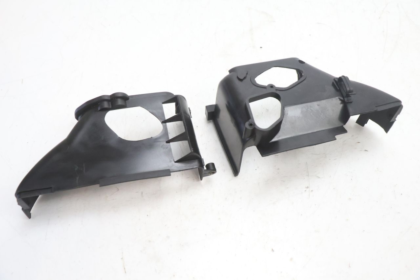 photo de TAPA CILINDRO KYMCO AGILITY 4T 50 (2005 - 2018) - Primer plano técnico