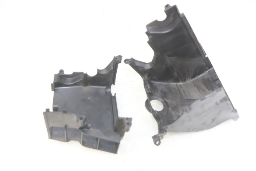 photo de TAPA DEL CILINDRO PEUGEOT CITYSTAR AIR 125 (2014 - 2017) - Zoom estado de uso