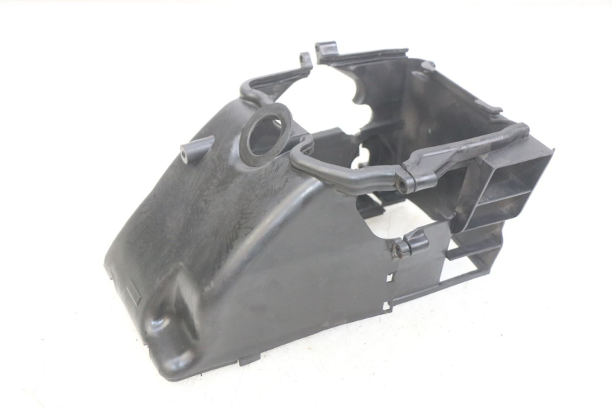 photo de TAPA DEL CILINDRO PEUGEOT CITYSTAR AIR 125 (2014 - 2017) - Primer plano técnico