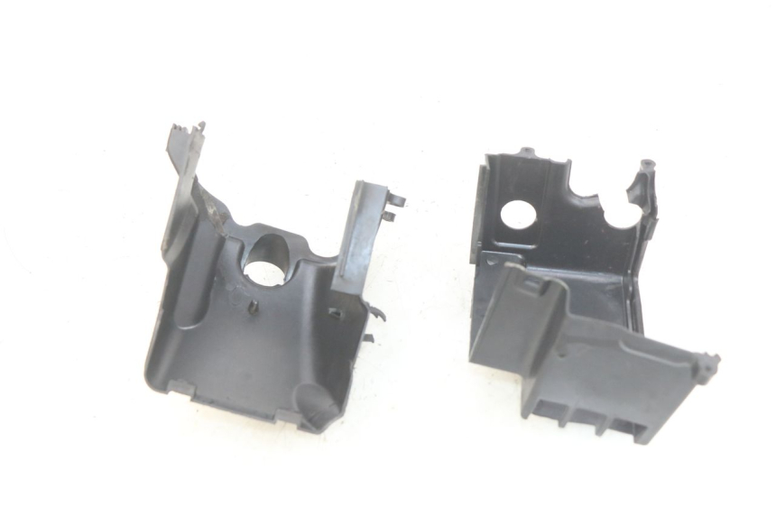 photo de TAPA DEL CILINDRO SYM CROX 4T 50 (2016 - 2023) - Vista general del producto