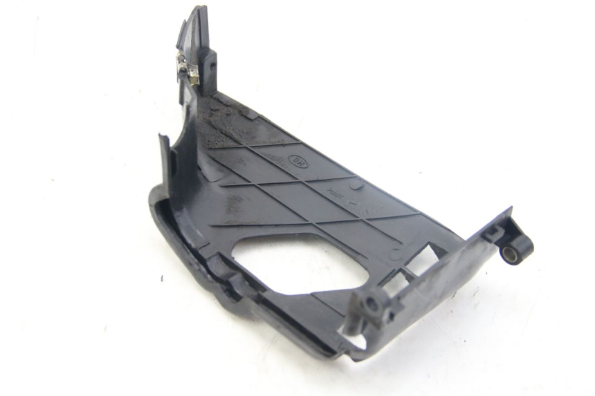 photo de TAPA CILINDRO SYM FIDDLE 2 50 (2008 - 2013) - Detalles de los puntos de fijación