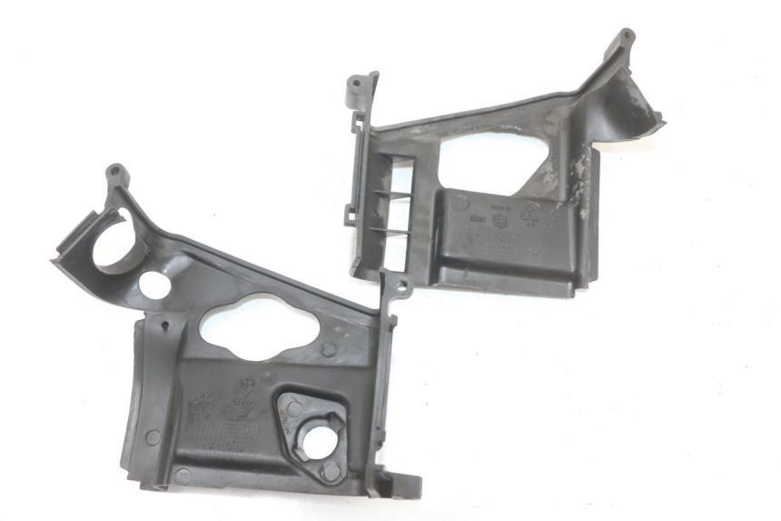photo de TAPA CILINDRO PIAGGIO FLY 4T 50 (2004 - 2010) - Vista general del producto
