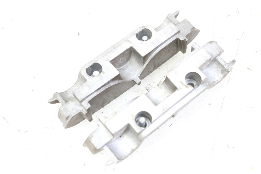 photo de TAPA CILINDRO HYOSUNG GTR 125 (2006 - 2008) - Detalle de la pieza