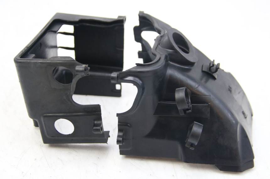 photo de TAPA CILINDRO SYM JET 14 4T 50 (2018 - 2022) - Primer plano técnico